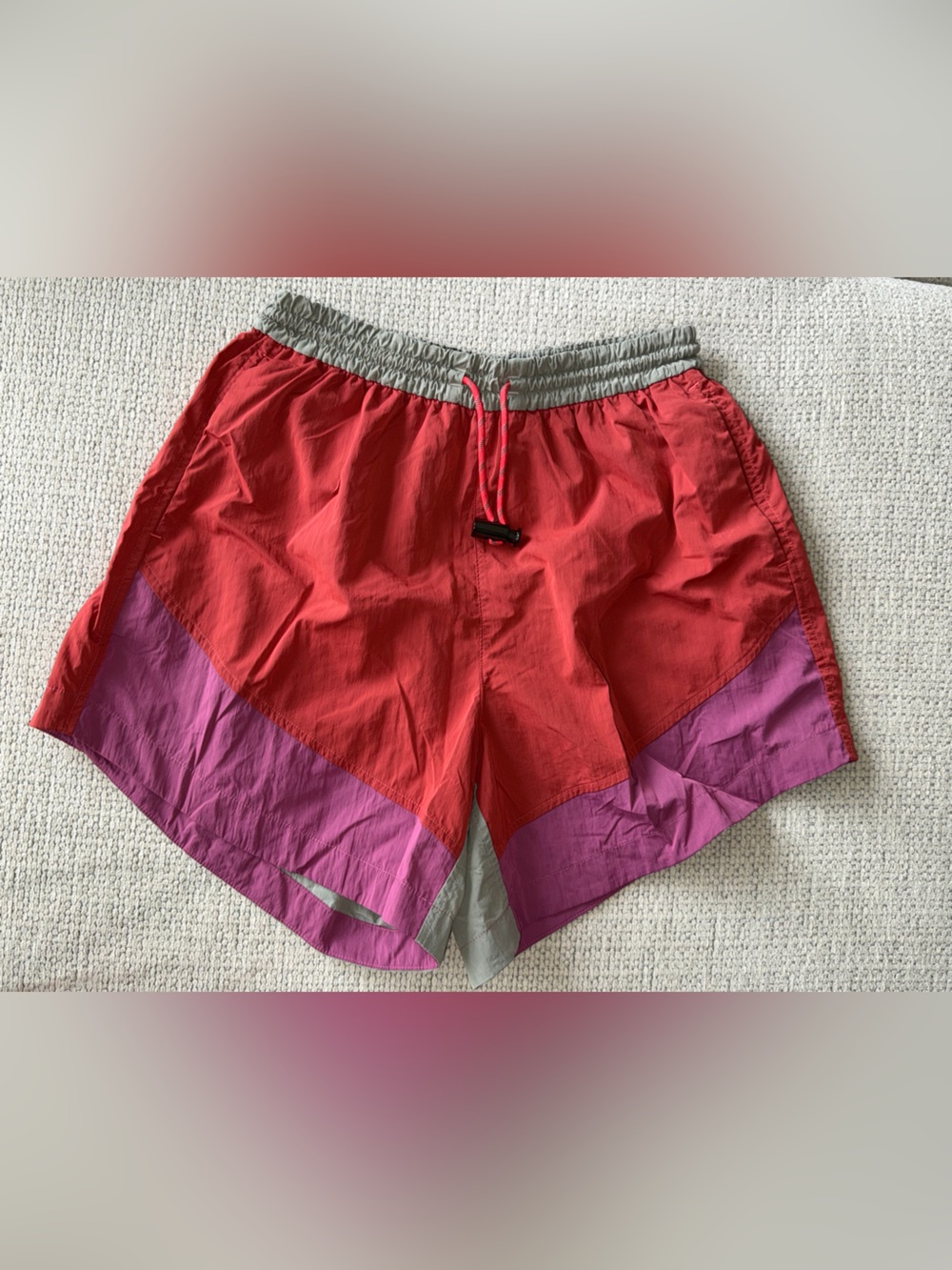 Lululemon hike color block short